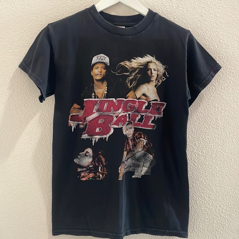 Women’s black jingle ball T-shirts